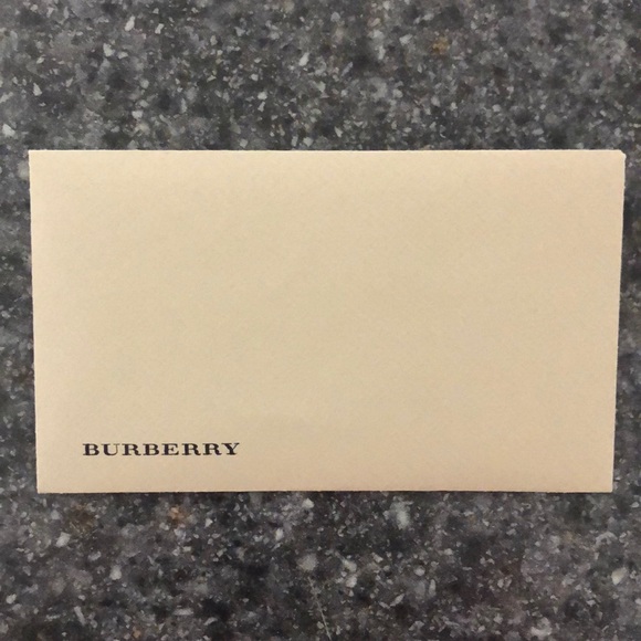 Burberry Envelopes - Picture 4 of 5